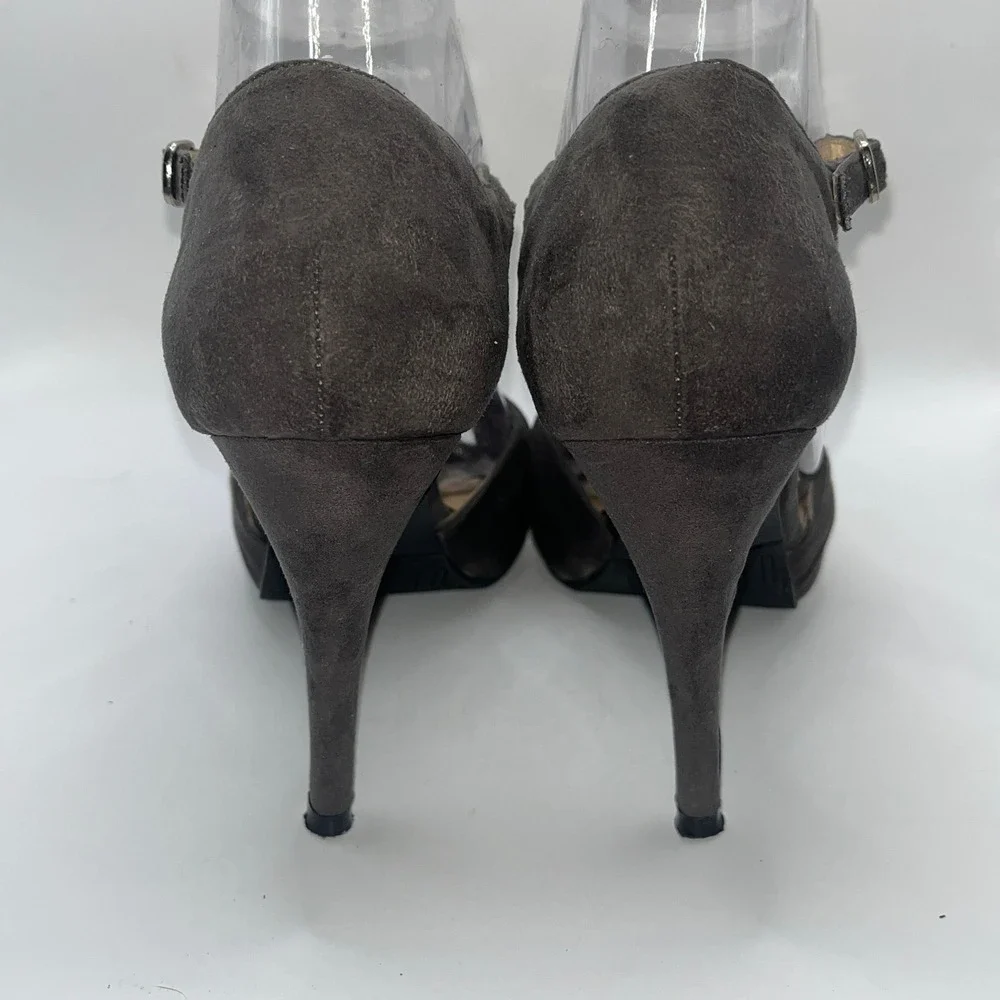 Unisa Womens 7.5M T-Strap Peep Toe Satin Bow Suede Heels Vintage Glam Evening
